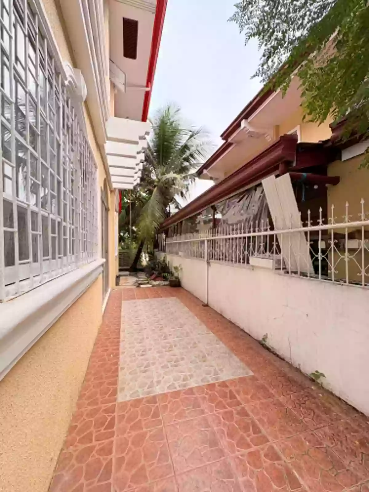 For Rent: 6BR House and Lot in Xavier Estates, Cagayan de Oro City - Fully Furnished — House and Lot in Xavier Estate, Balulang, Cagayan de Oro City — Photo 3