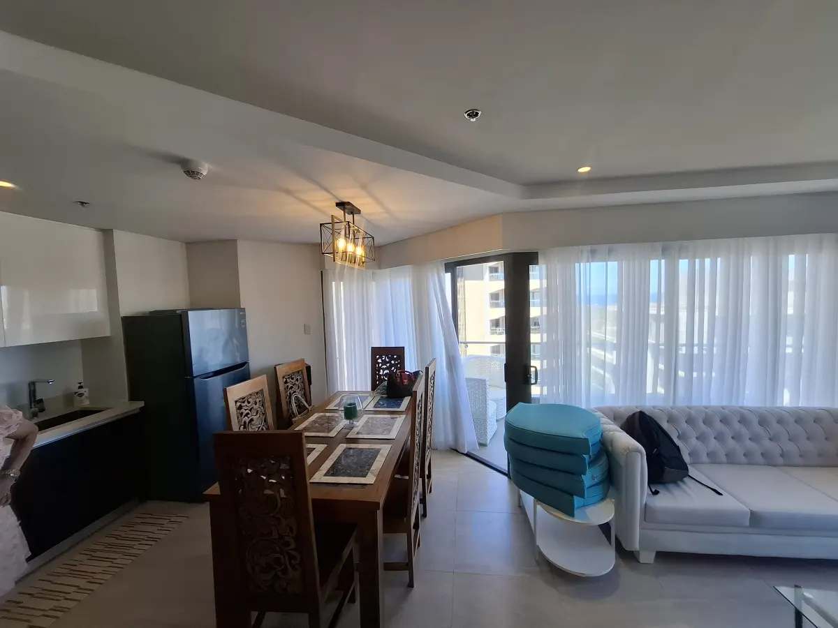 2BEDROOM CONDO FOR RENT near BEACH IN LAPU-LAPU CEBU  with Balcony — 2 Bedrooms in Mactan Island Lapu- Lapu City, Mactan, Lapu-lapu City — Photo 2