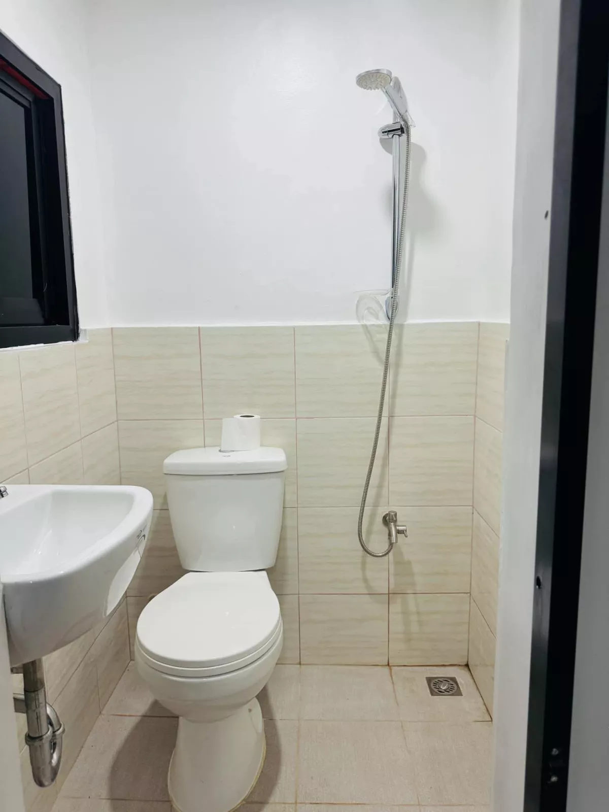 For Sale: Lagao Building in General Santos City — Investment Property — Building in Lagao (1st & 3rd), General Santos City, South Cotabato — Photo 6