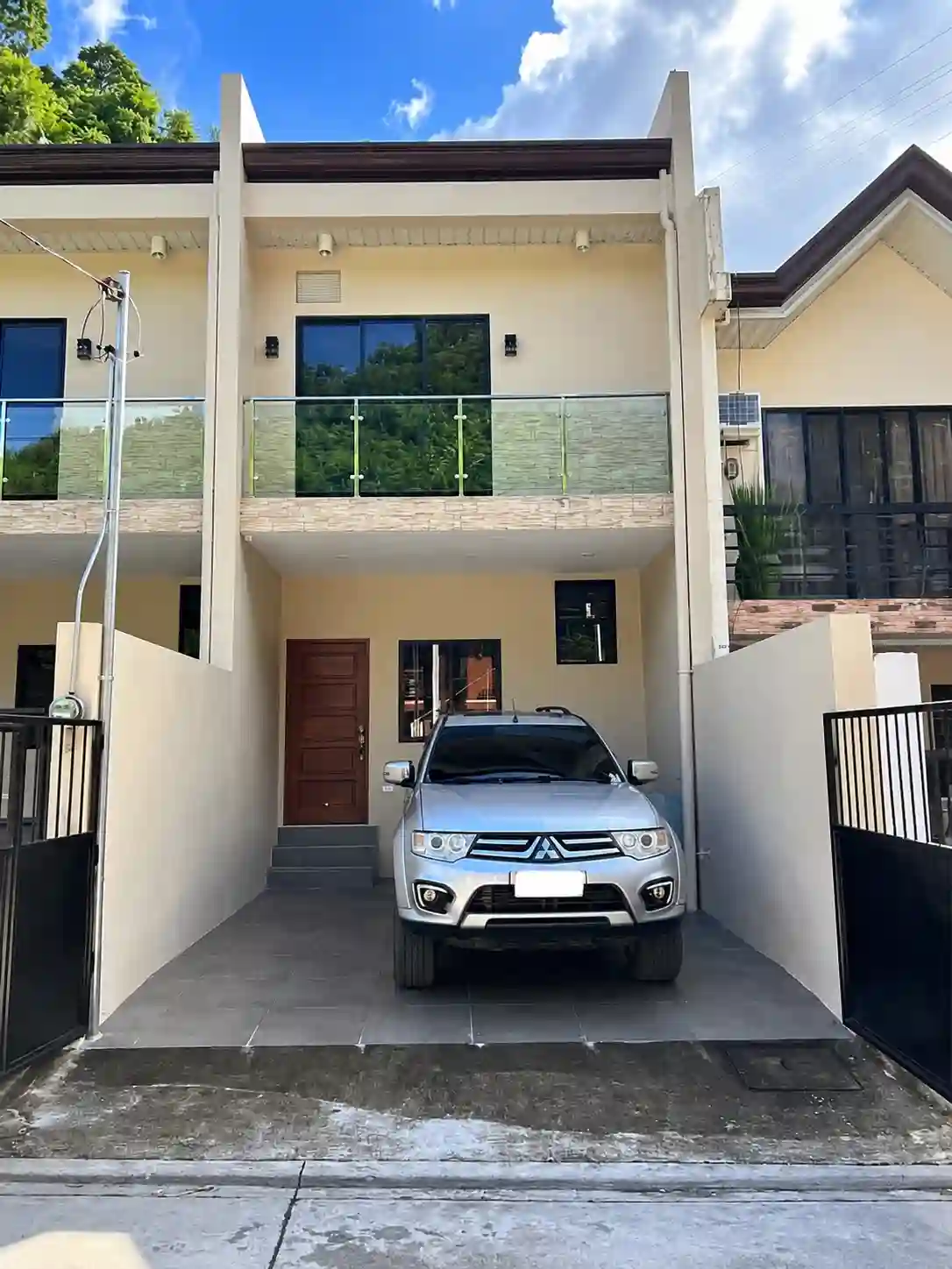 FOR SALE: 3BR Townhouse in Lahug, Cebu City — 86 sqm