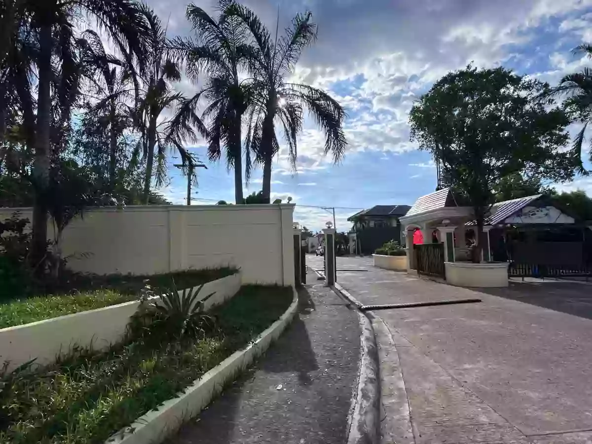 147 SQM CORNER LOT FOR SALE in BACOLOD HOMES ROYALE — Residential Lot in Alijis, Bacolod City, Negros Occidental — Photo 6