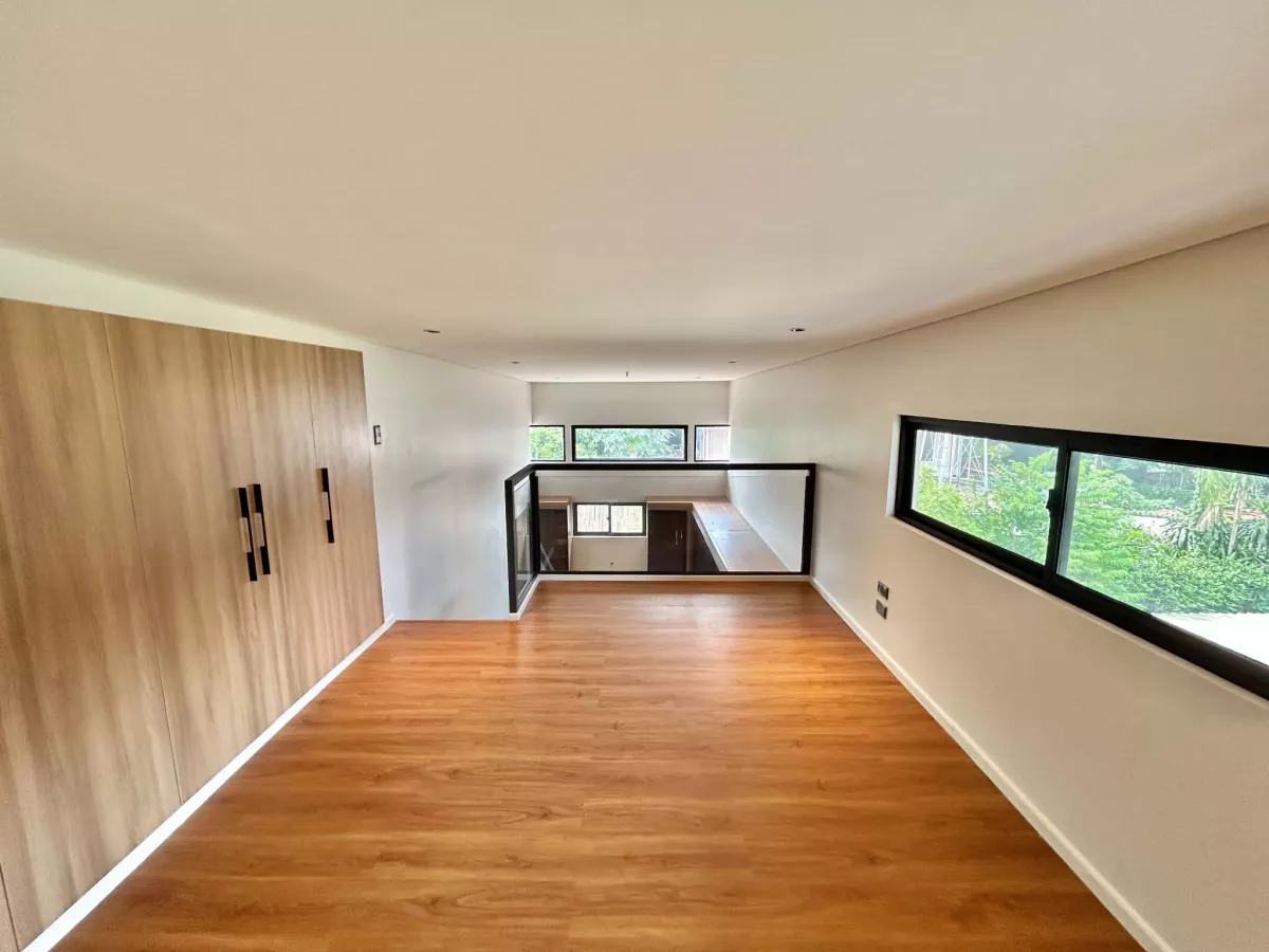 Brand-New 5-BR House for Sale | BF Homes — House and Lot in Las Piñas City, Metro Manila, 1742 — Photo 4