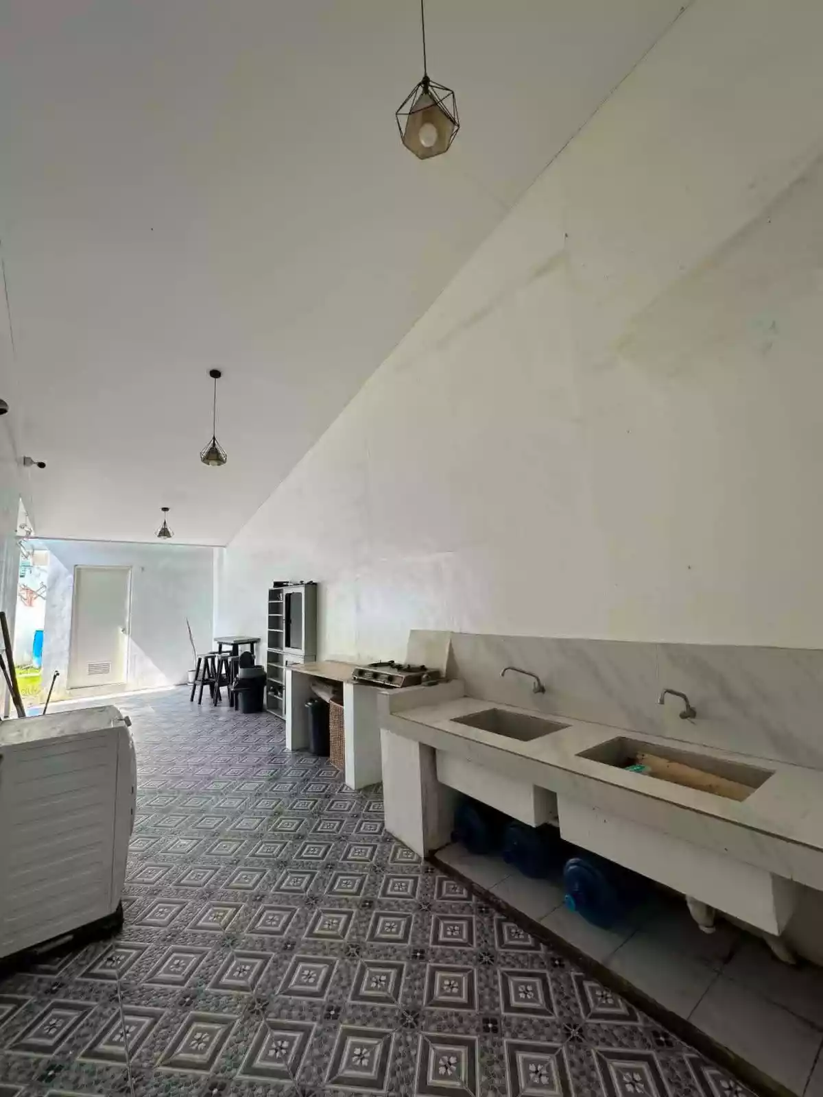 HOUSE AND LOT FOR SALE — House and Lot in Paranaque City, Metro Manila, 1702 — Photo 4