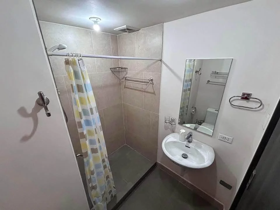 For Sale: 1BR Condo in San Antonio, Makati City — 28 sqm — 1 Bedroom in San Antonio, Makati City, Metro Manila — Photo 7