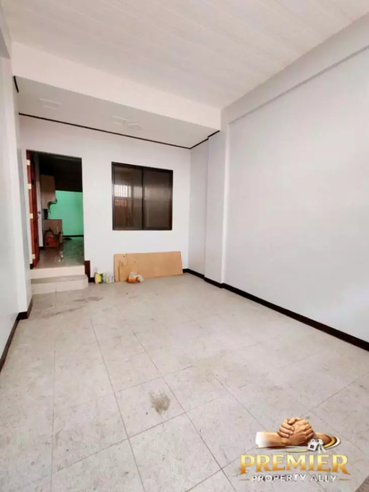 LOWEST MOST AFFORDABLE BRANDNEW TWO STOREY TOWNHOUSE FOR SALE NEAR UST SAMPALOC MANILA - photo 2