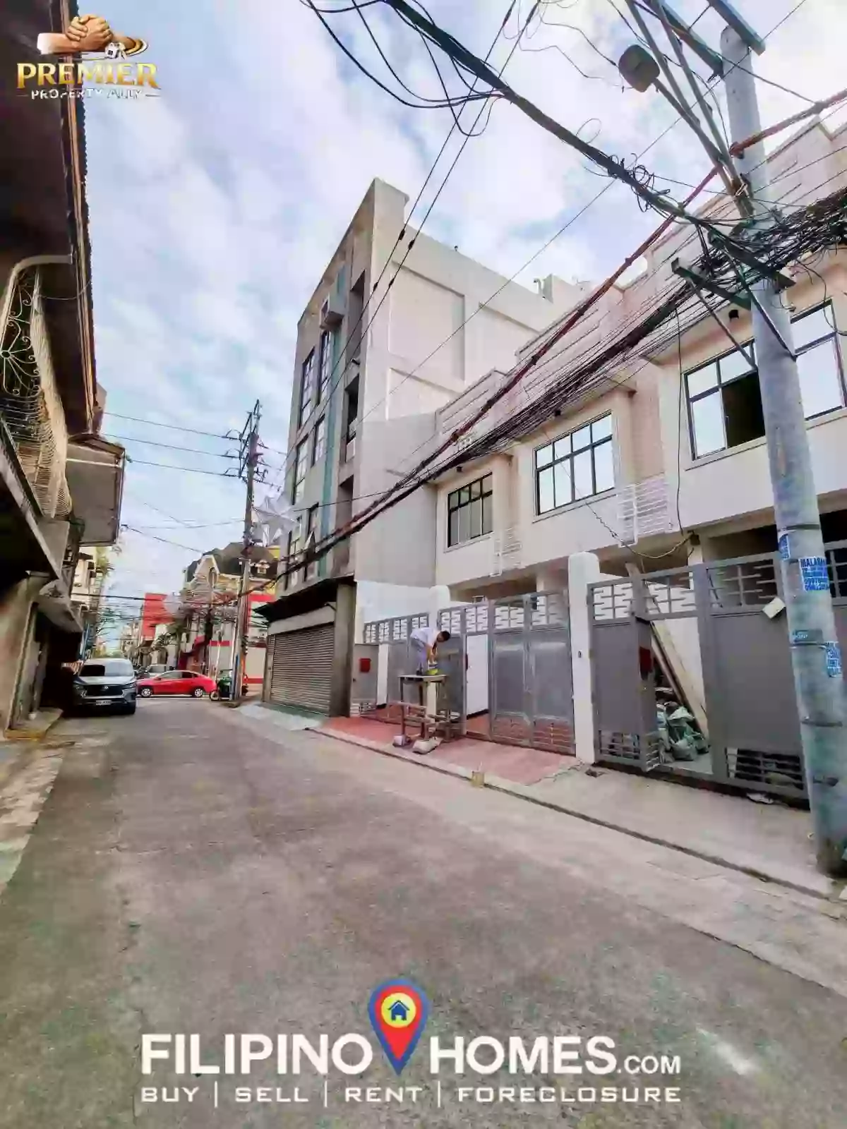 3BR Townhouse for Sale Near Chinese General Hospital, Manila City — 2-car garage — Townhouse in Manila City, Metro Manila, 1004 — Photo 2