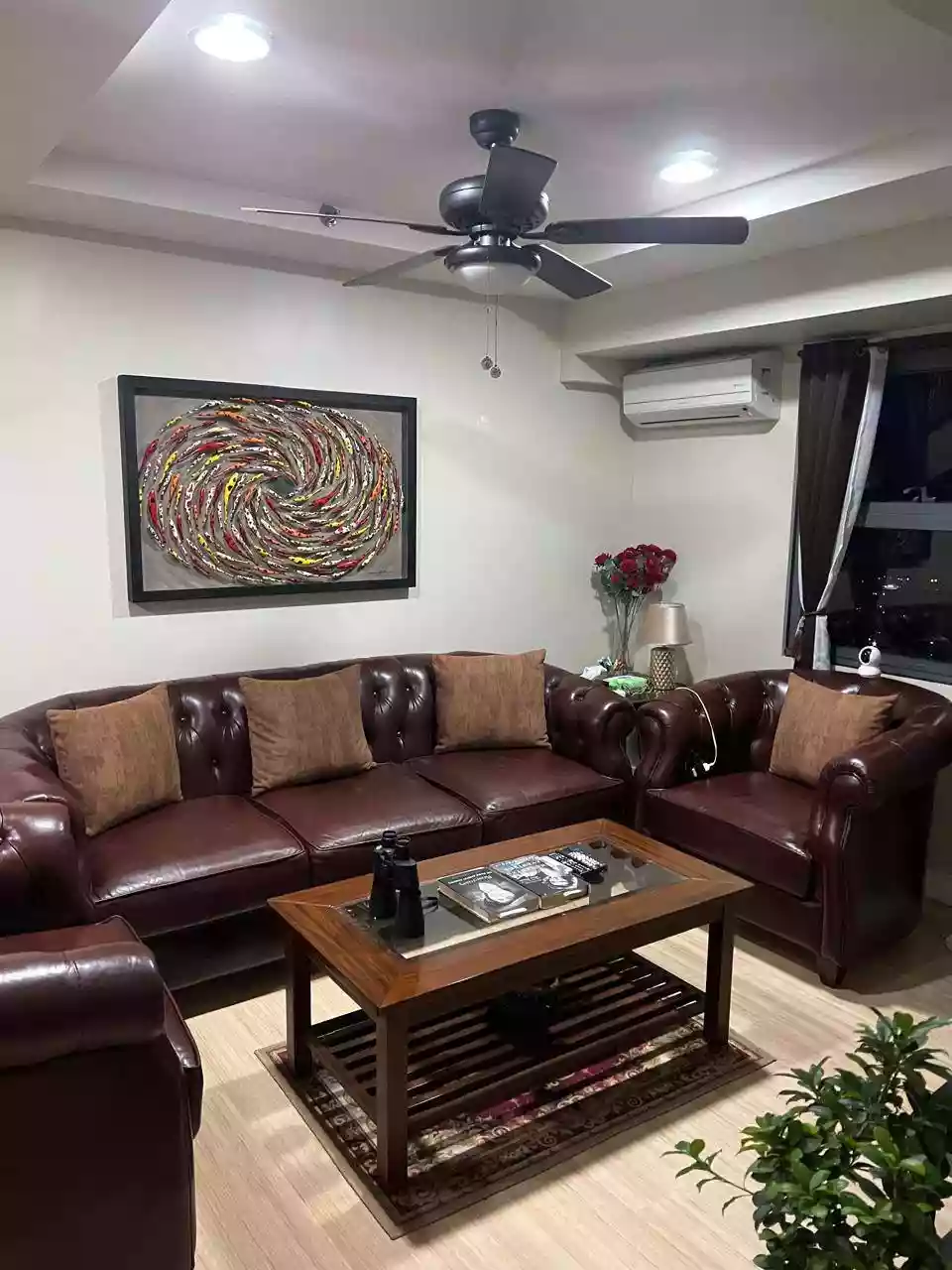 For Sale: 4BR Condo with Parking in Horizon 101, Cebu City — 86 sqm — 4 Bedrooms in Cogon Ramos, Cebu City, Cebu — Photo 2