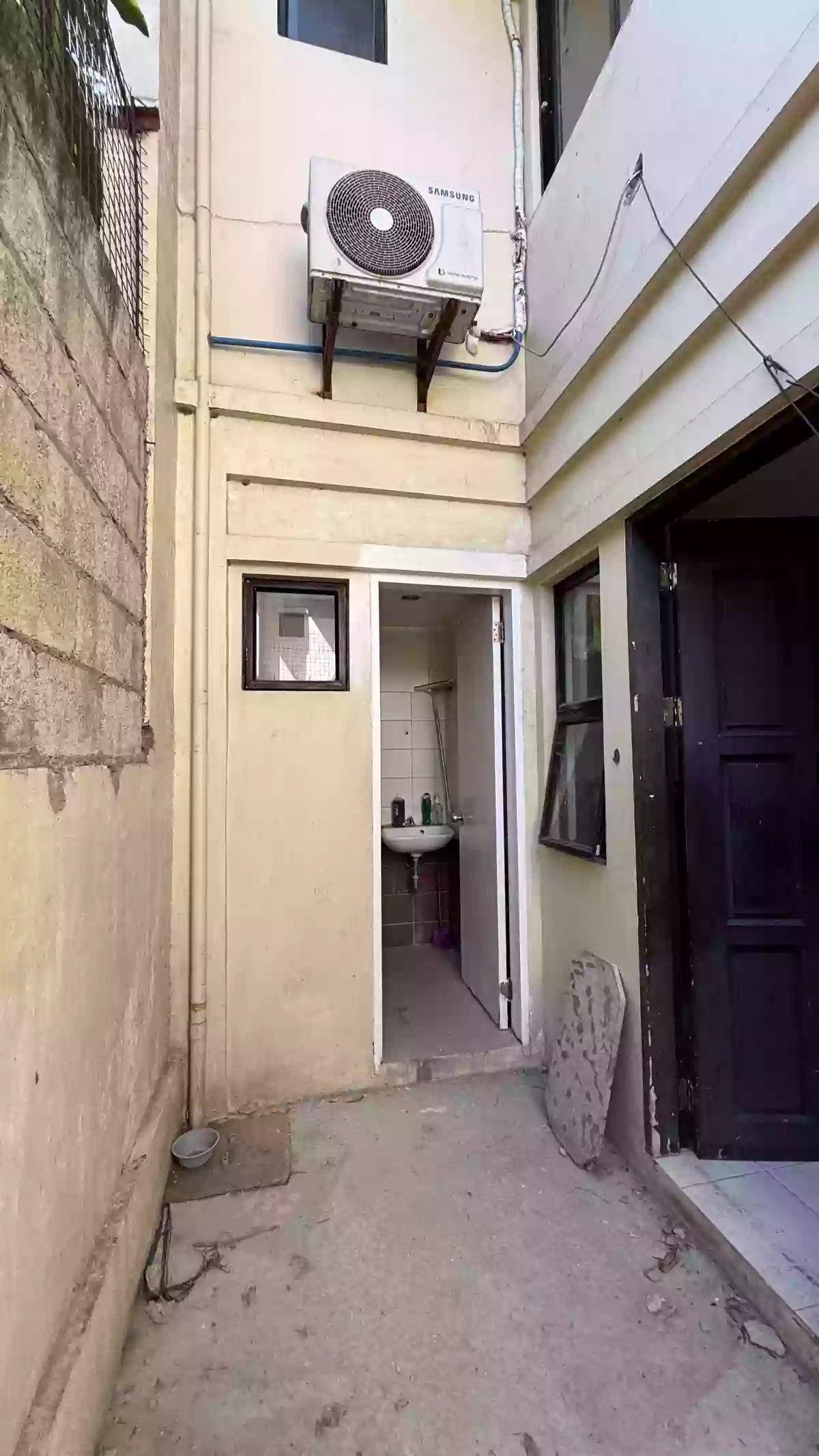 Rush Sale: HOUSE and LOT in Minglanilla Cebu — Townhouse in Calajo-an, Minglanilla, Cebu — Photo 5