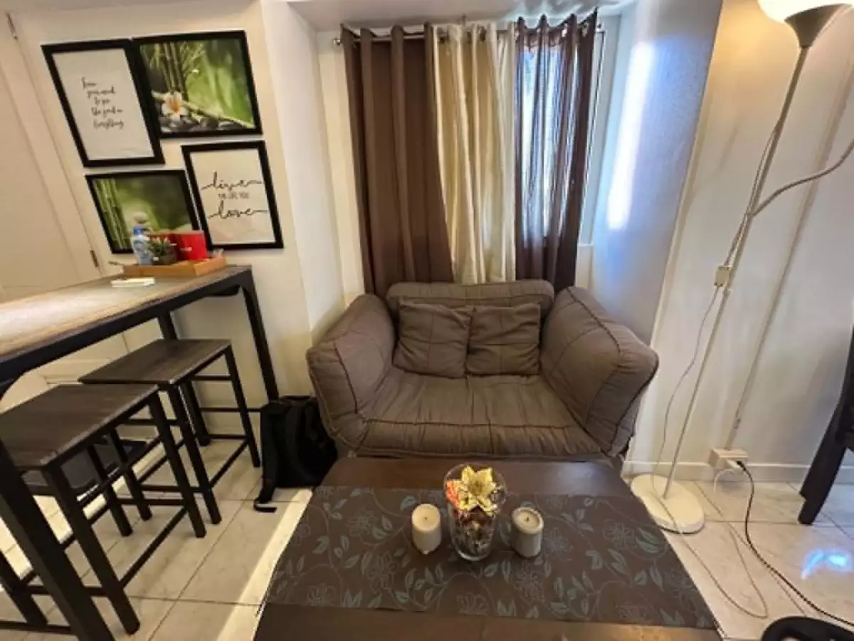 For Sale: 2BR Condo in Makati City — Fully Furnished with Pool — 2 Bedrooms in Pio Del Pilar, Makati City, Metro Manila — Photo 7