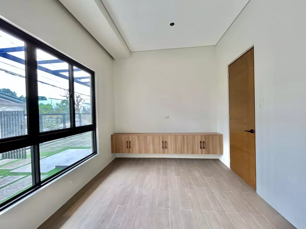 Open photo 14 of 15 — Brand-New 5-BR House for Sale | BF Homes