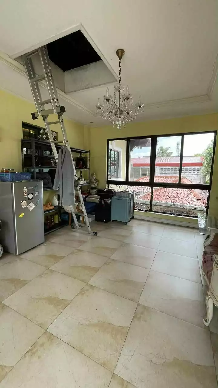 Open photo 14 of 22 — For Sale: 4BR House and Lot in Talon Dos, Las Piñas — 487 sqm