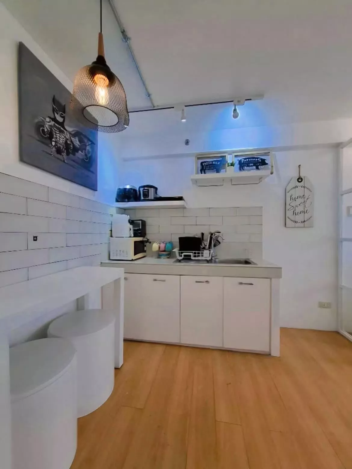 For Sale: Batman Themed Studio Unit at One Oasis Mabolo, Cebu City — Studio in Cebu City, Cebu, 6000 — Photo 7