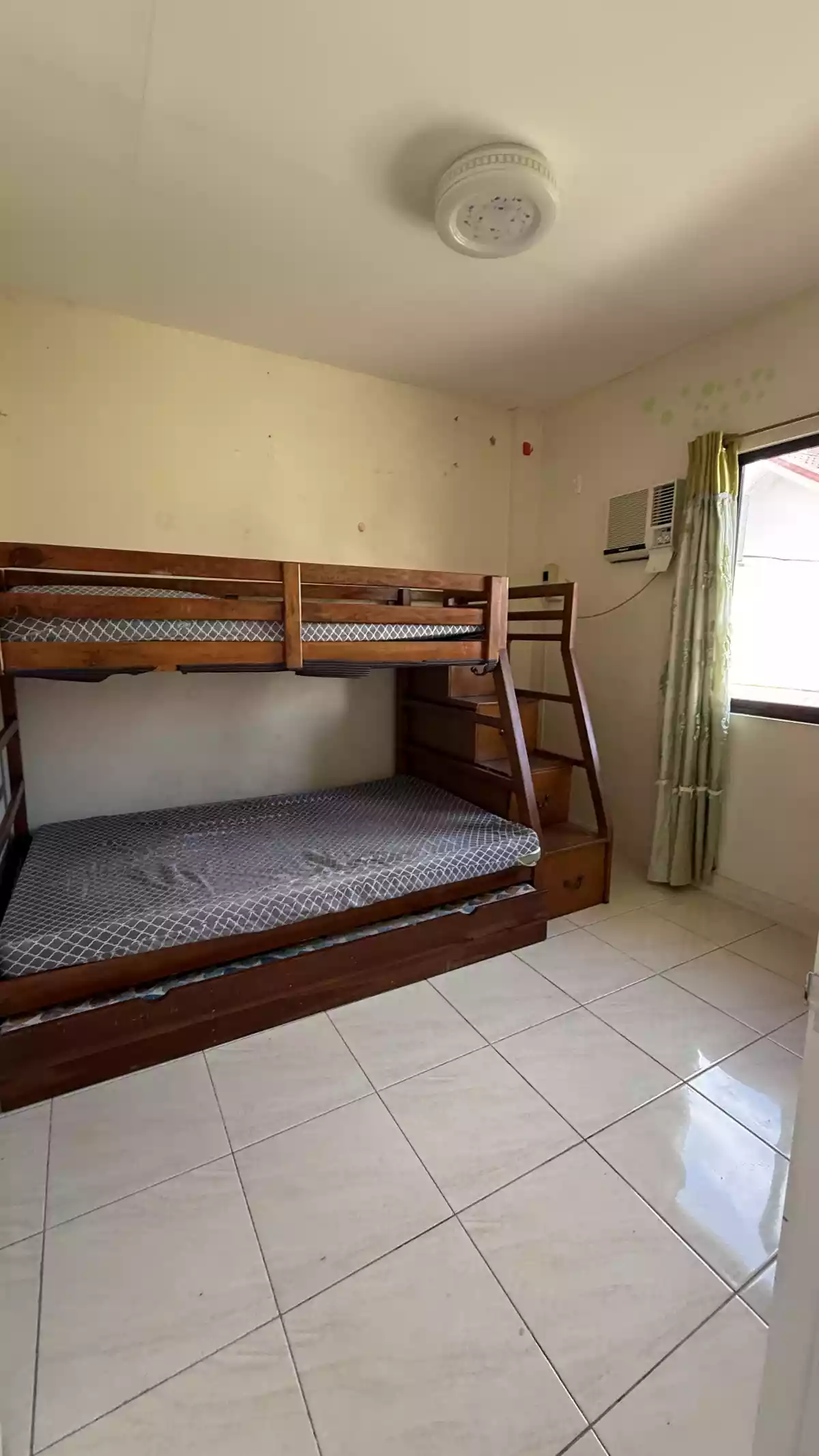 Open photo 13 of 15 — Rush Sale: HOUSE and LOT in Minglanilla Cebu