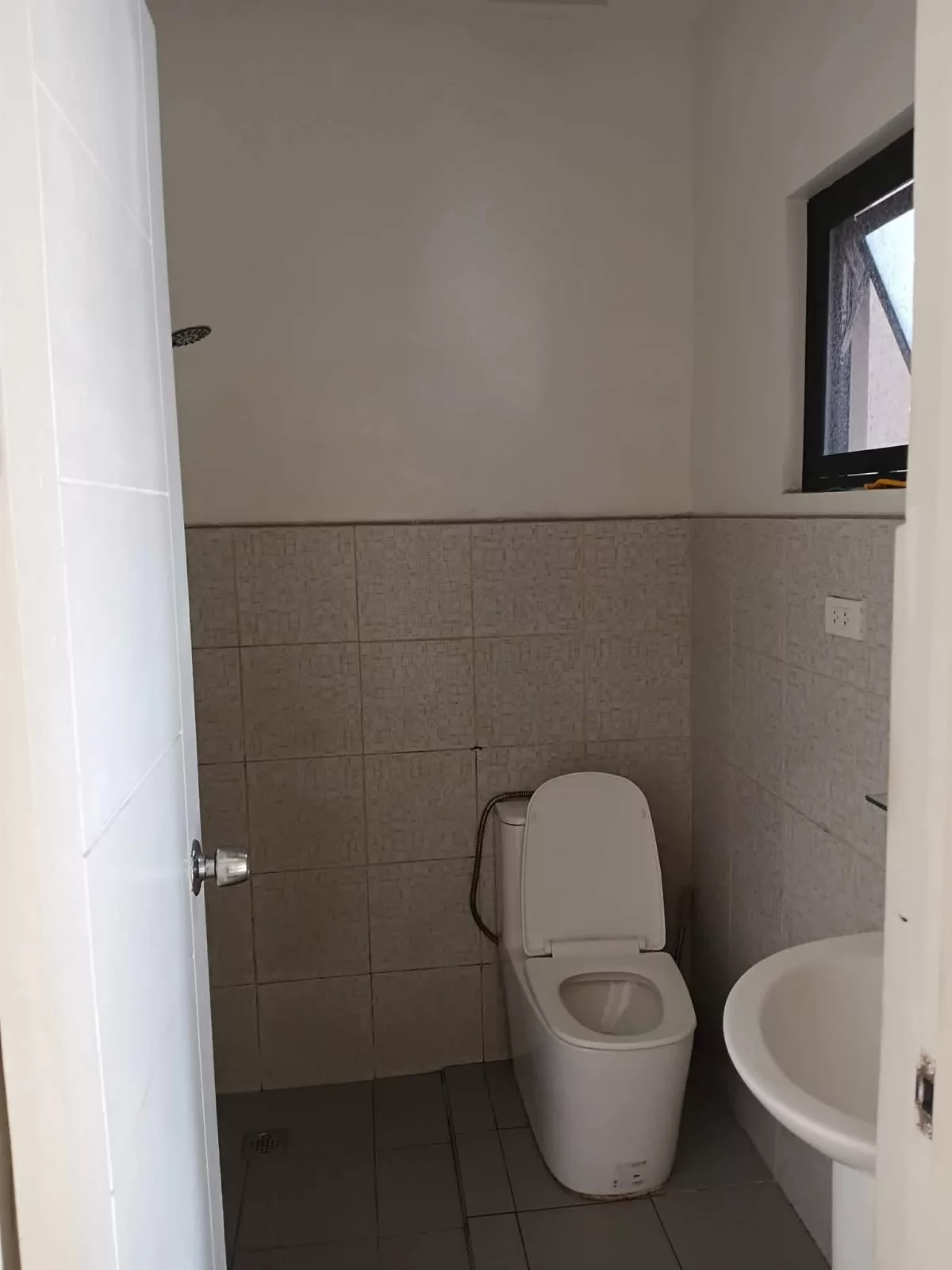 FOR SALE: 4BR House and Lot in Gabi, Cordova, Cebu — House and Lot in Cordova, Cebu, 6017 — Photo 5