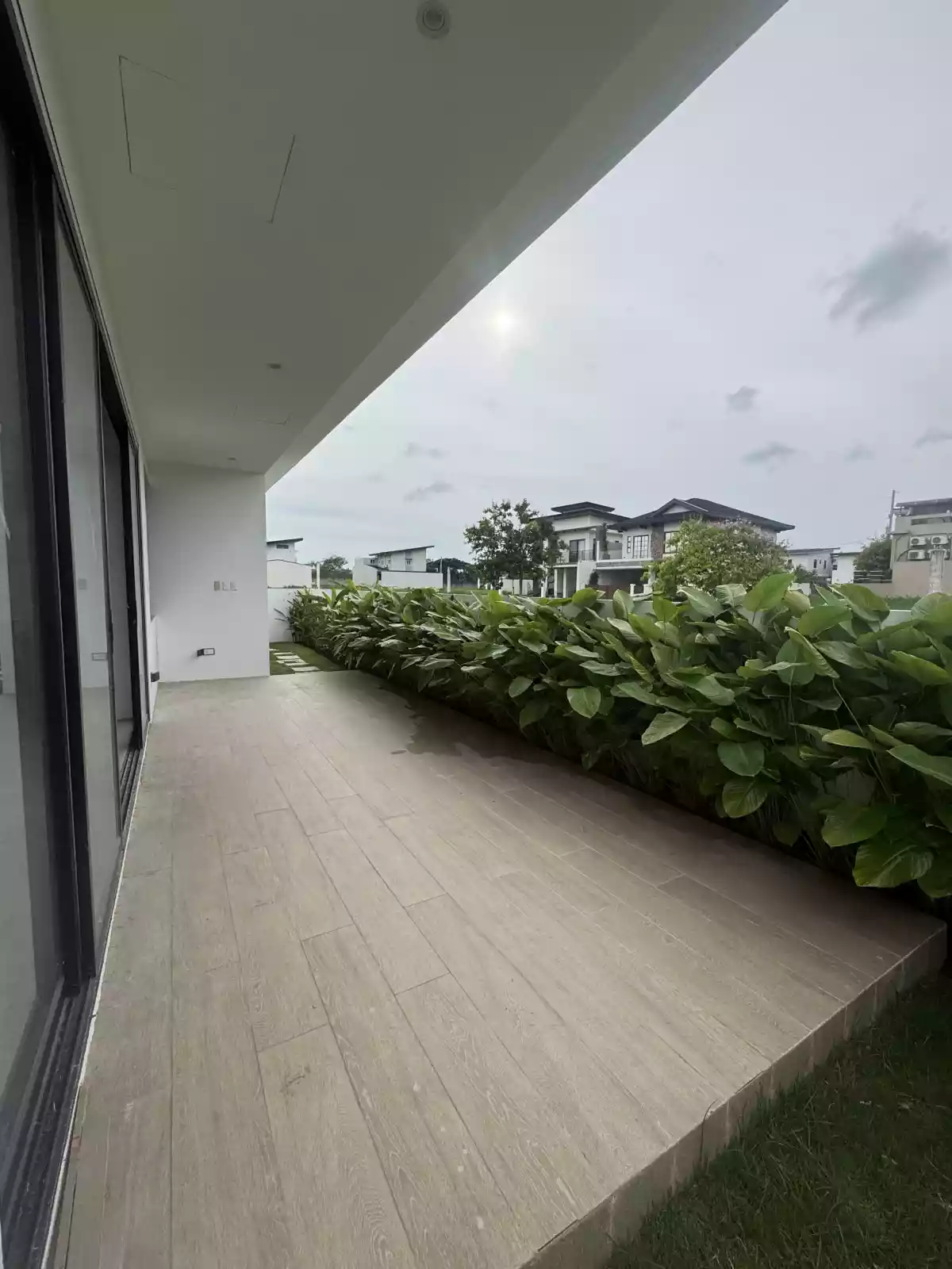 Open photo 28 of 36 — For Sale: 3BR House and Lot in Santo Domingo, Santa Rosa — 299 sqm