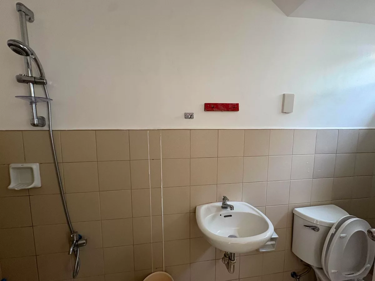 Open photo 14 of 18 — For Sale: House and Lot in San Isidro, Dauis — 87 sqm Unfurnished