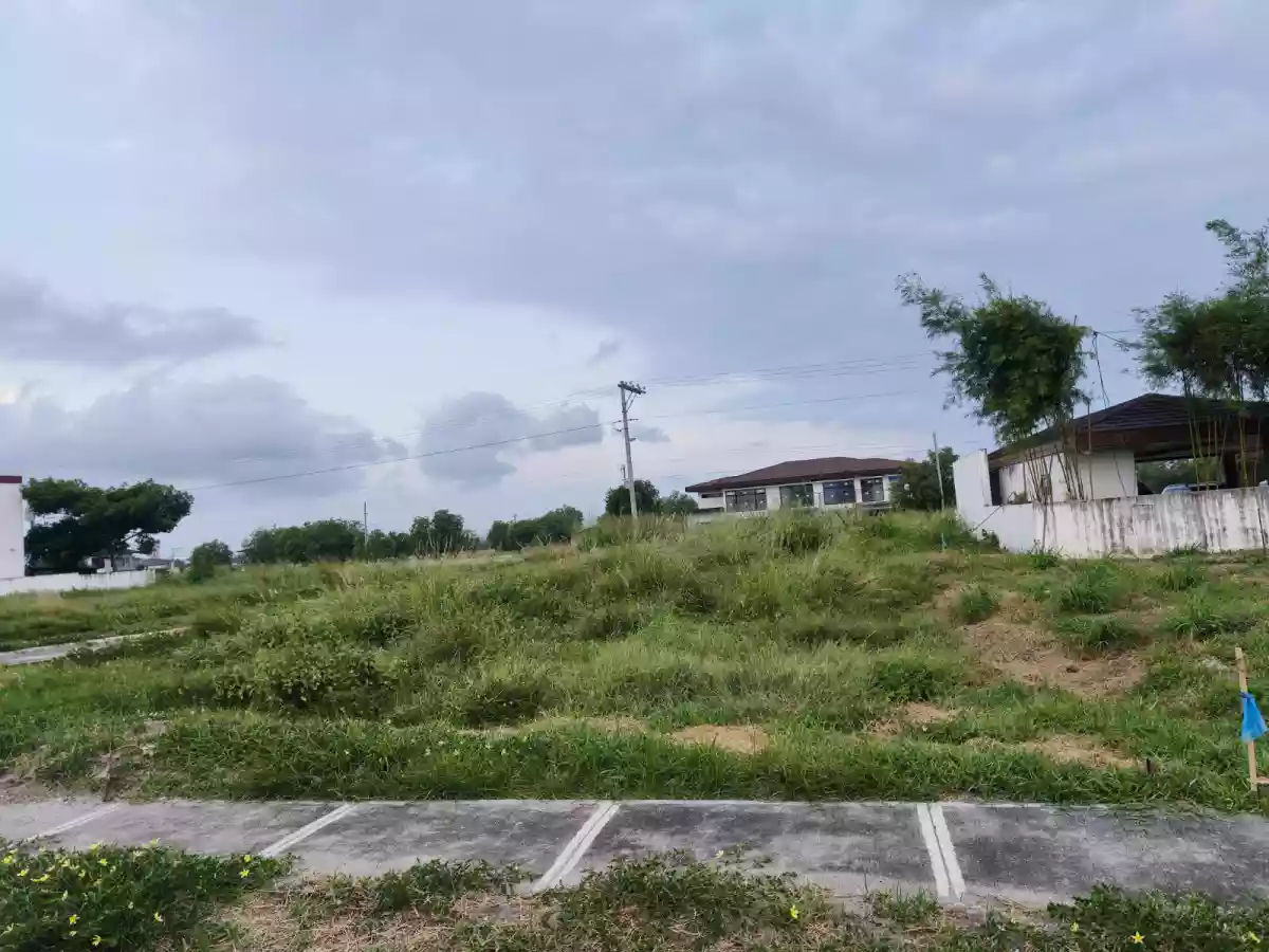 PRIME RESIDENTIAL LOT IN GENERAL SANTOS CITY! Robinsons Bloomfield Gensan, 200 SQM LOT, ONLY ₱3.6 MILLION! — Residential Lot in Labangal, General Santos City, South Cotabato — Photo 5