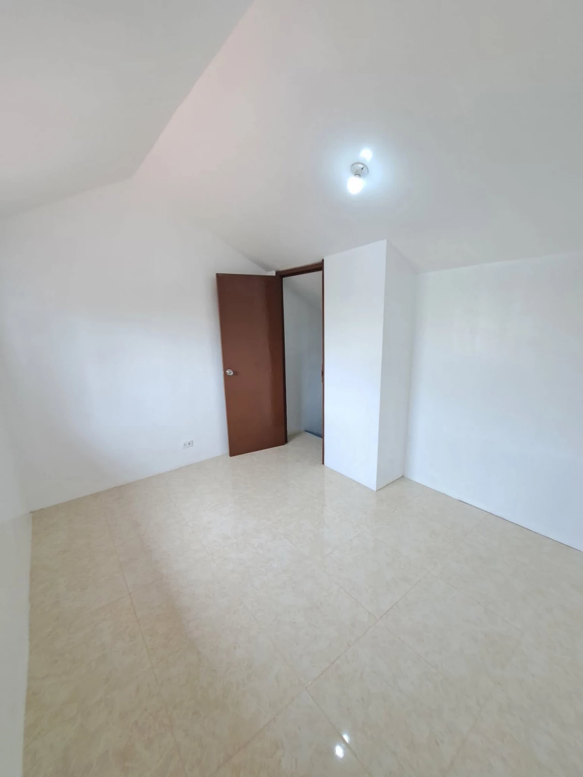 House and Lot for sale in Deca Homes langon — Townhouse in Cararayan, Naga City, Camarines Sur — Photo 4