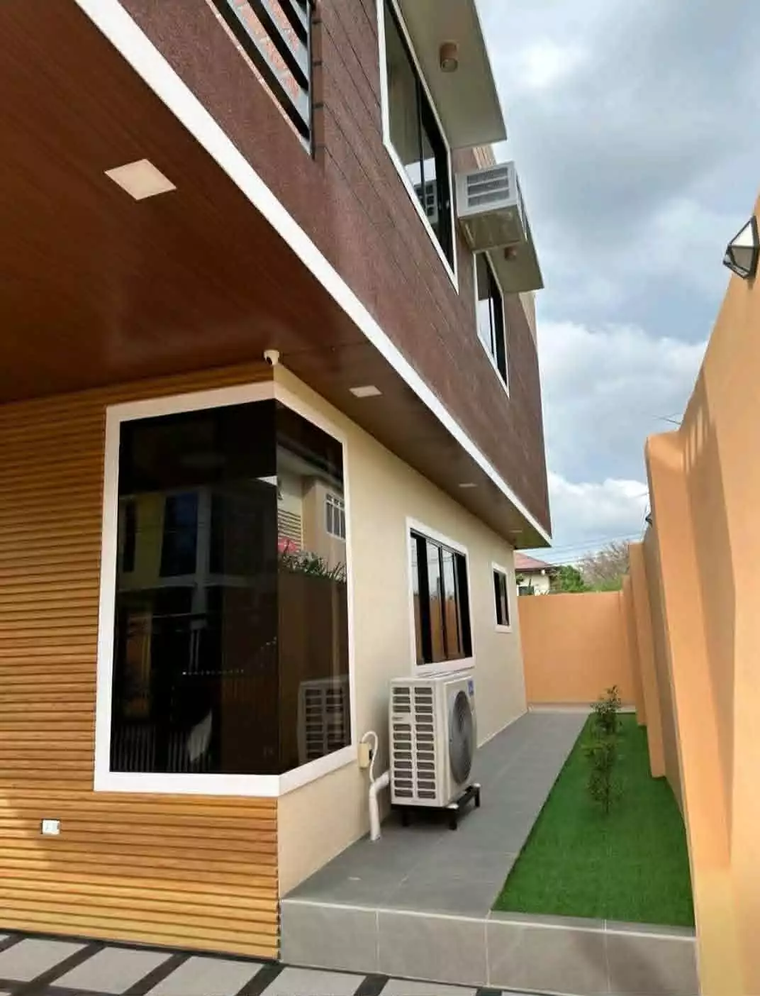 🏡✨ FOR SALE | Your Dream Home Awaits in Uptown CDO! ✨🏡 — House and Lot in Balulang, Cagayan de Oro City, Misamis Oriental — Photo 2