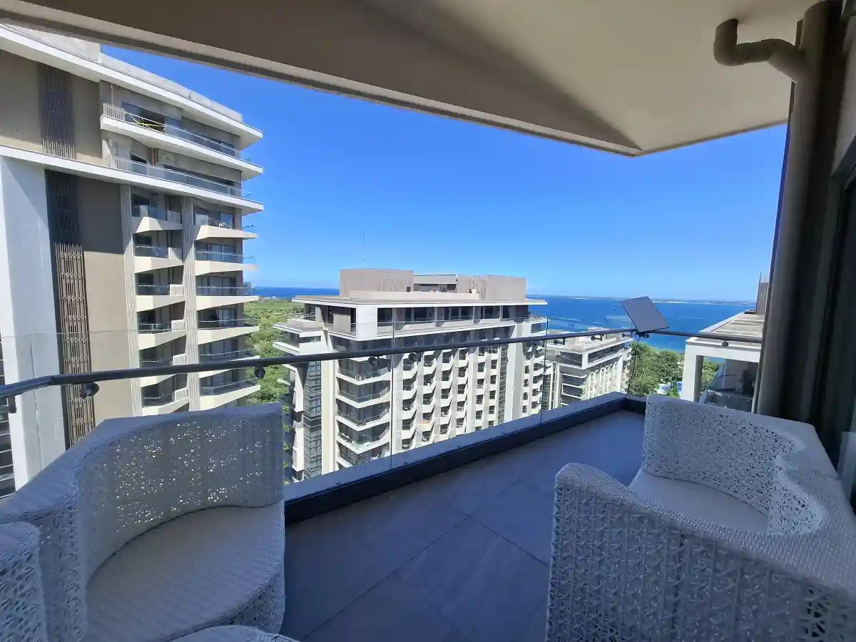 2BEDROOM CONDO FOR RENT near BEACH IN LAPU-LAPU CEBU with Balcony