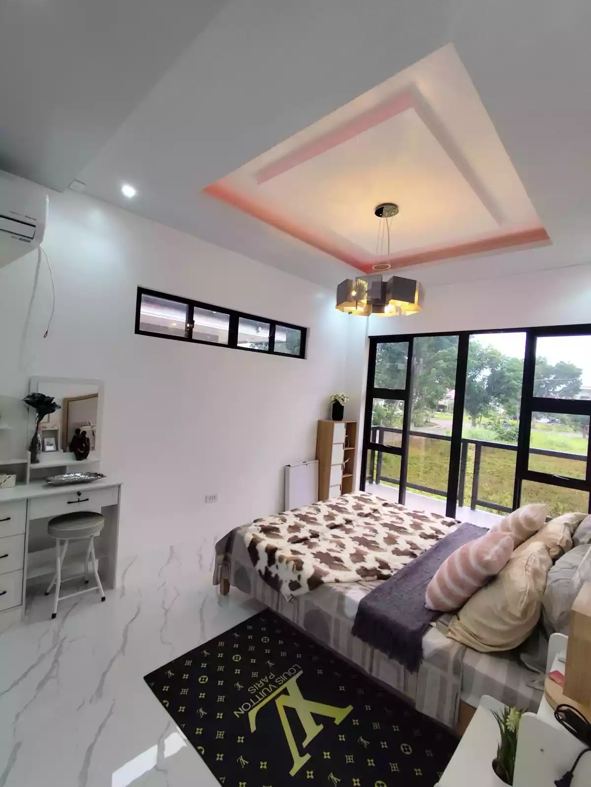 Open photo 12 of 23 — For Sale: 4BR House and Lot in Hibao-an Sur, Iloilo City — 180 sqm