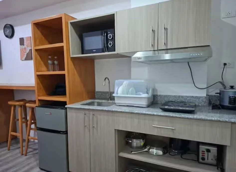 Open photo 12 of 13 — Studio Condo for Sale Near Mactan International Airport, Lapu-lapu City — Furnished
