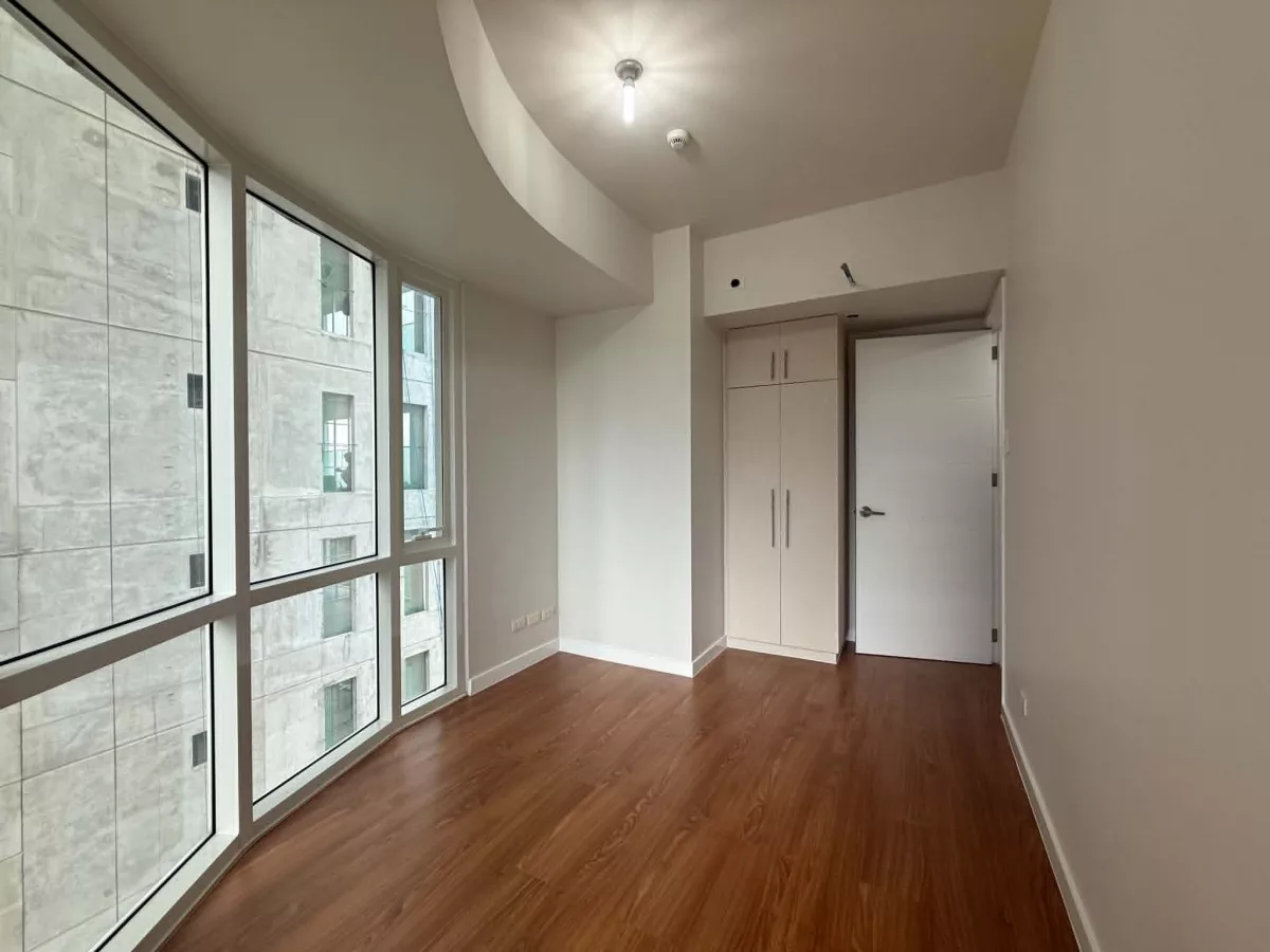 For Sale: 1BR Condo Marco Polo Residences, Cebu City — Seaview — 1 Bedroom in Lahug, Cebu City, Cebu — Photo 3