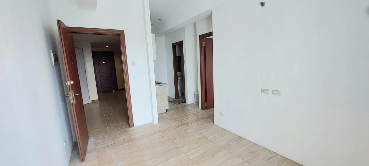 Open photo 15 of 23 — For Sale: One Bedroom Condo Unit at Appleone Banawa Heights
