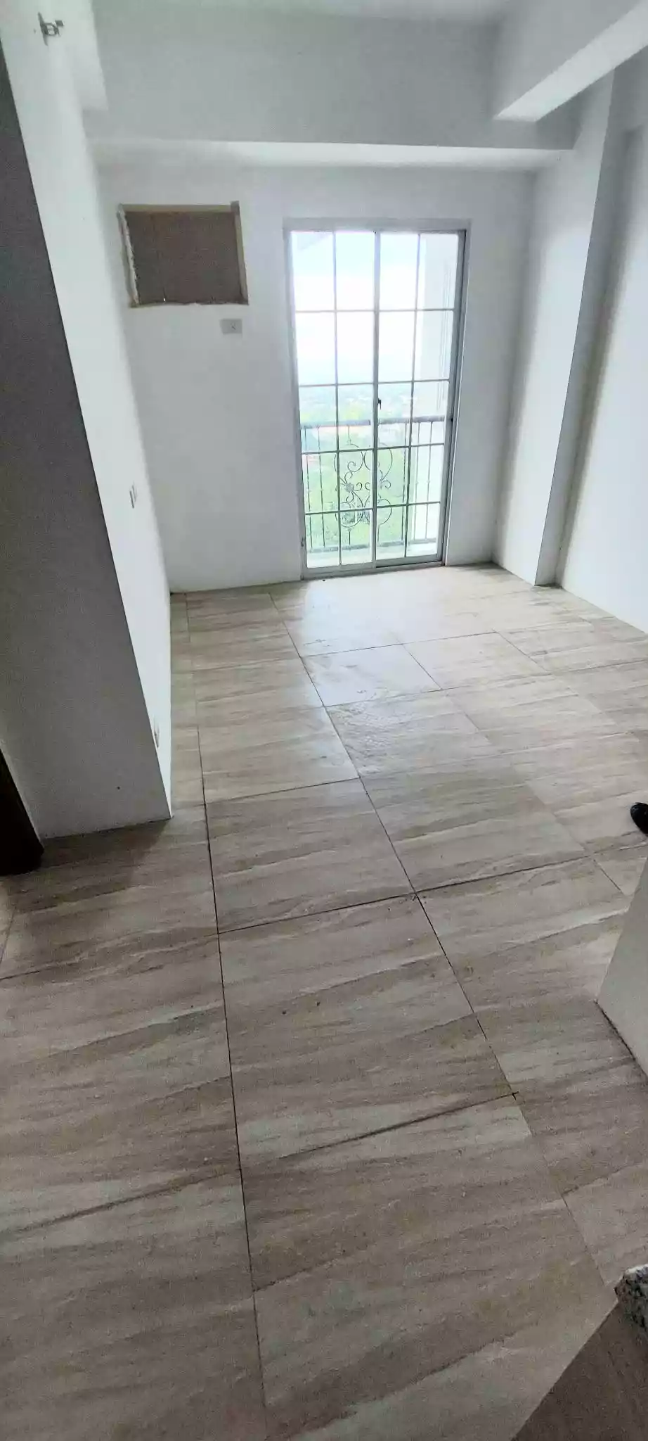Open photo 11 of 23 — For Sale: One Bedroom Condo Unit at Appleone Banawa Heights