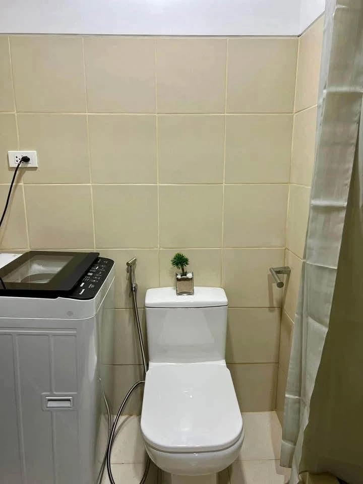 Open photo 12 of 12 — For Lease: 1BR Condo in San Antonio, Makati City — 31 sqm, Furnished