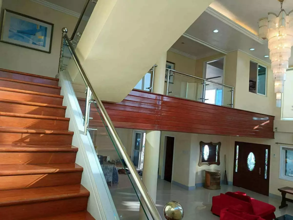 For Sale: 6BR House and Lot in Mactan, Lapu-lapu City — 860 sqm — House and Lot in Lapu-lapu City, Cebu, 6015 — Photo 5