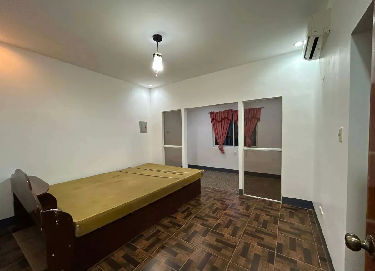 FOR SALE: DCCCO VILLAGE, BANILAD DUMAGUETE CITY — House and Lot in Banilad, Dumaguete City, Negros Oriental — Photo 4