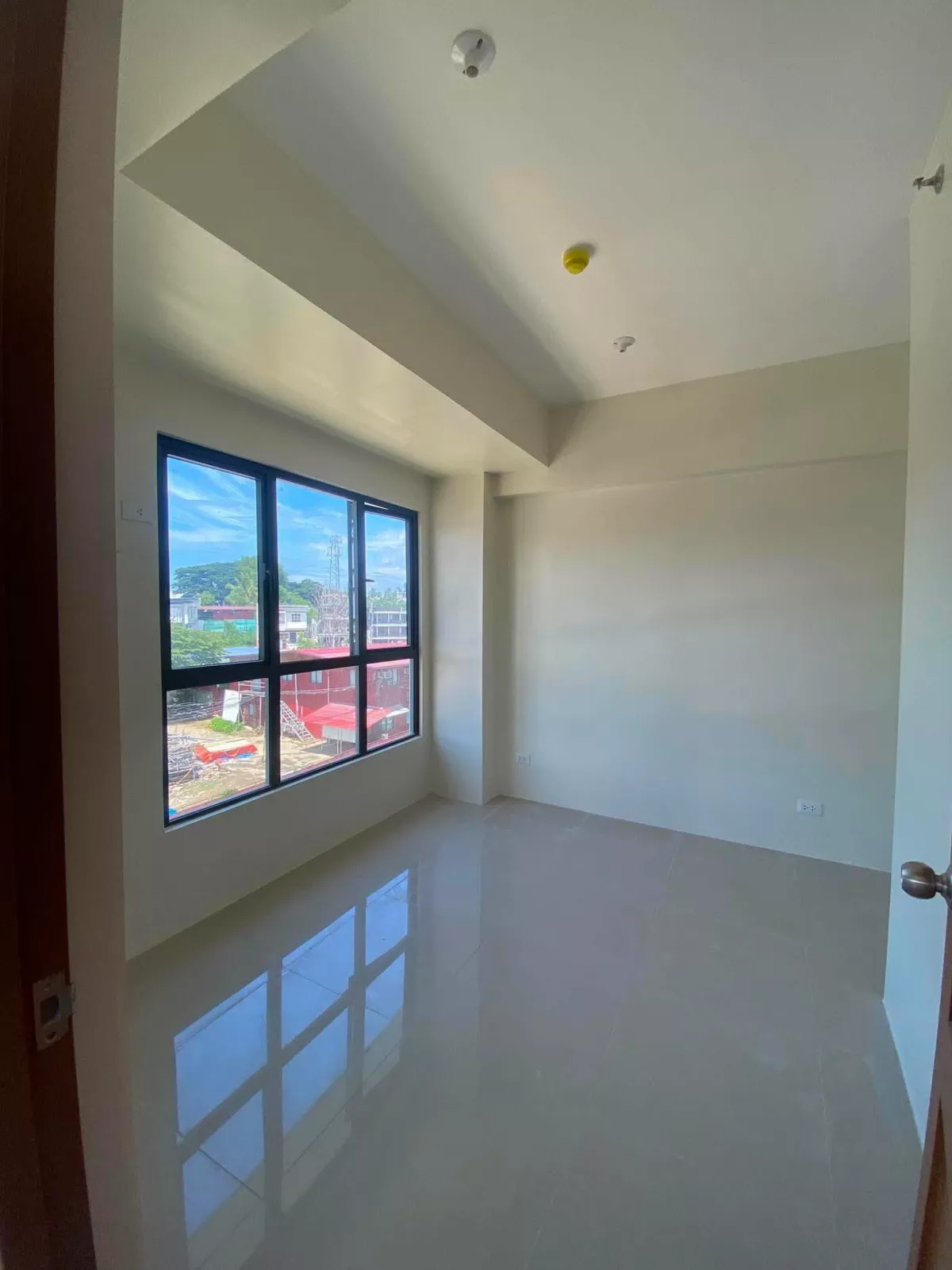 1 Bedroom Unit-For Assume — 1 Bedroom in Sasa, Davao City, Davao del Sur — Photo 4