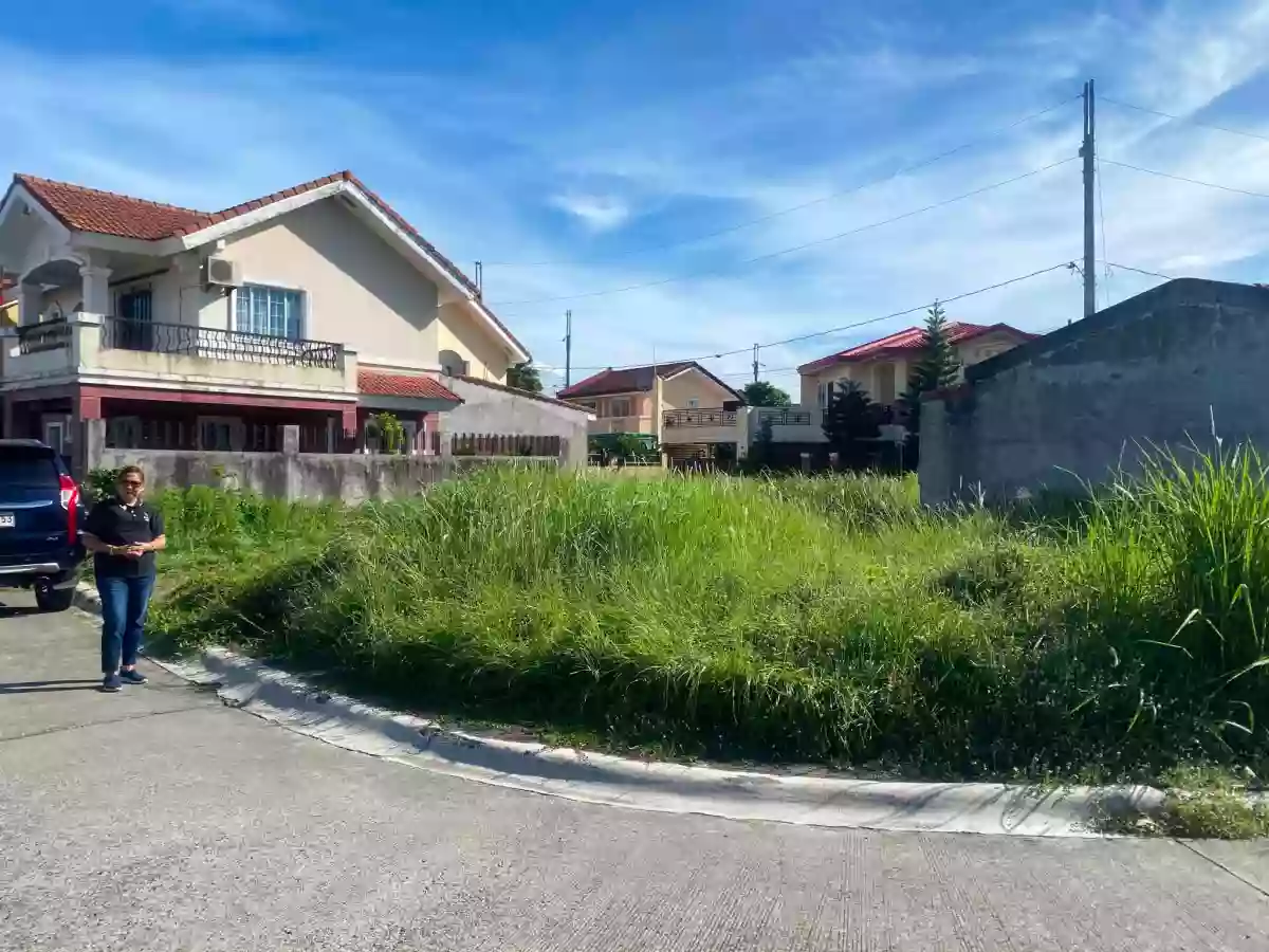 198 sqm corner lot at Prominenza Subdivision, Baliuag, Bulacan — Residential Lot in Prominenza Subdivision, Pagala, Baliuag — Photo 2