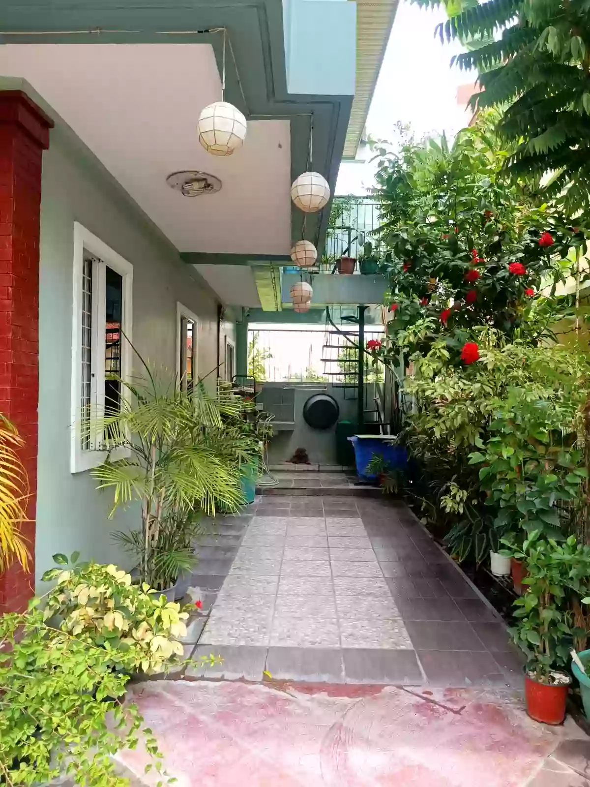 Open photo 18 of 19 — For Sale 5BR House and Lot in Talamban, Cebu City — 300 sqm
