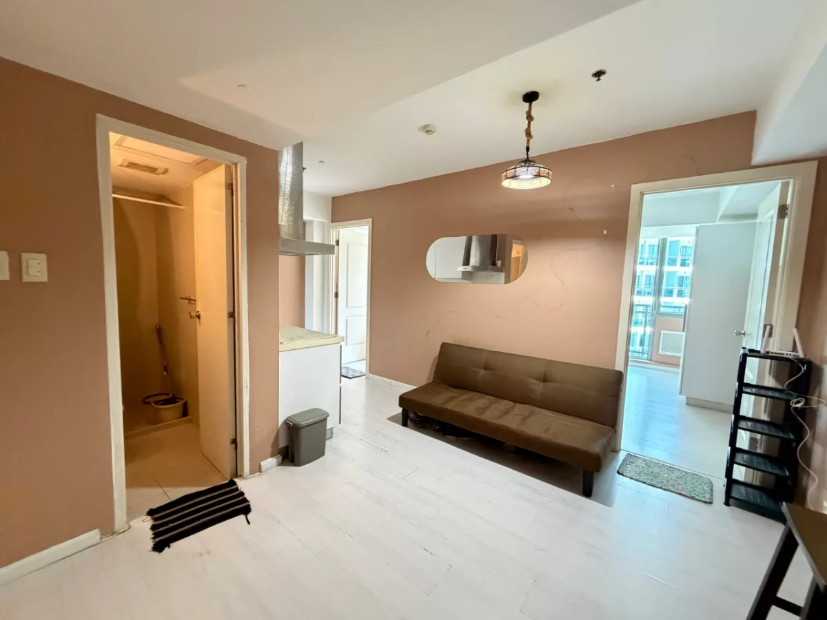 For Sale: 2BR Condo in Azure Urban Residences in Paranaque City — 2 Bedrooms in Marcelo Green Village, Paranaque City, Metro Manila — Photo 7
