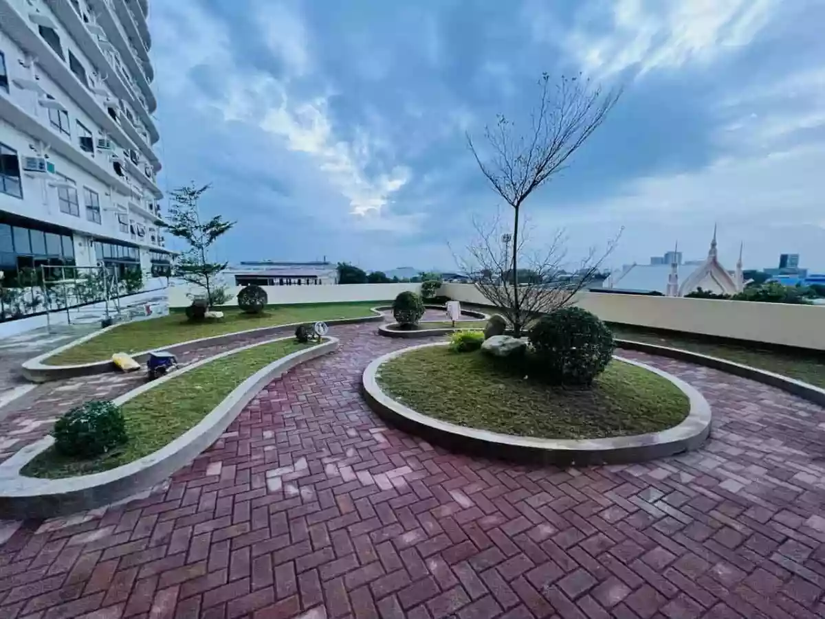 For Sale: J Tower Residences Studio near SM Jmall Mandaue City — Studio in Mandaue City, Cebu, 6014 — Photo 7