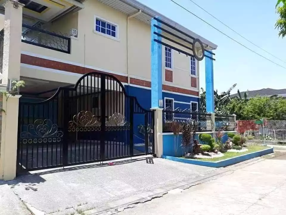 ELEGANT HOUSE AND LOT FOR SALE. — House and Lot in San Isidro, Lubao, Pampanga — Photo 2