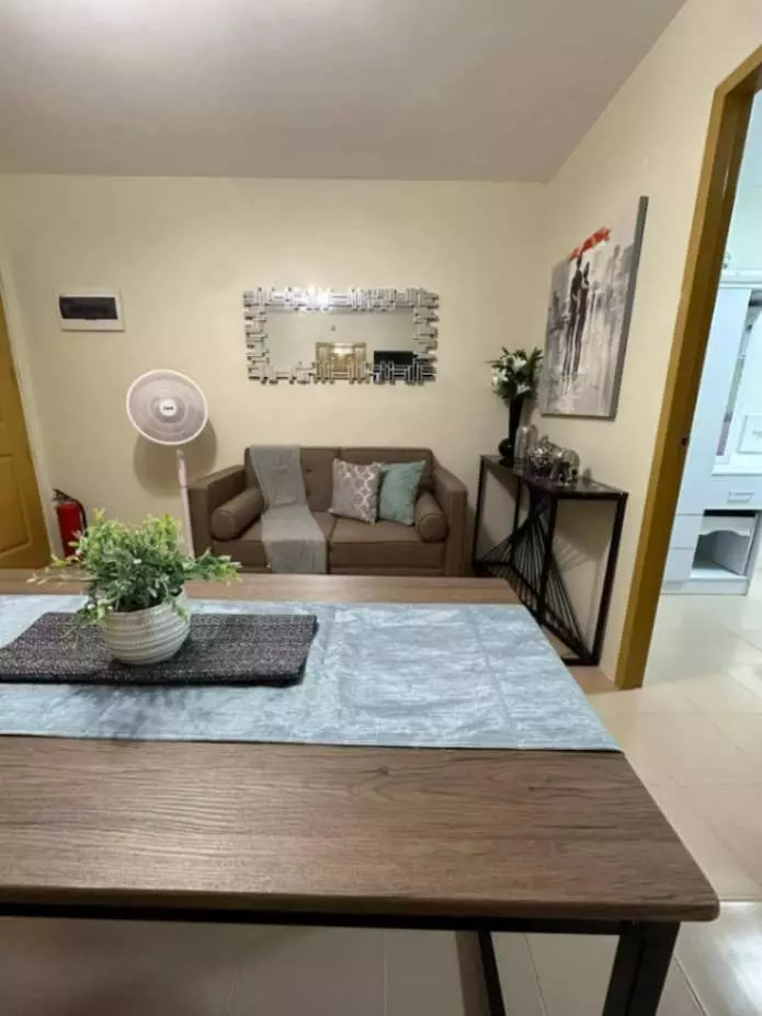 Beautifully Furnished 2-Bedroom Condo FOR SALE! (Marina Spatial)