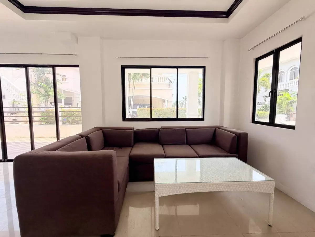 Single-Detached House for Sale in Fonte De Versailles, Minglanilla, Cebu — House and Lot in Minglanilla, Cebu, 6046 — Photo 7