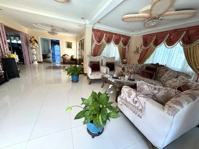 FOR SALE: 6BR MODERN HOUSE WITH SWIMMING POOL AND INDOOR JACUZZI — House and Lot in Uptown, Carmen, Cagayan de Oro City — Photo 3