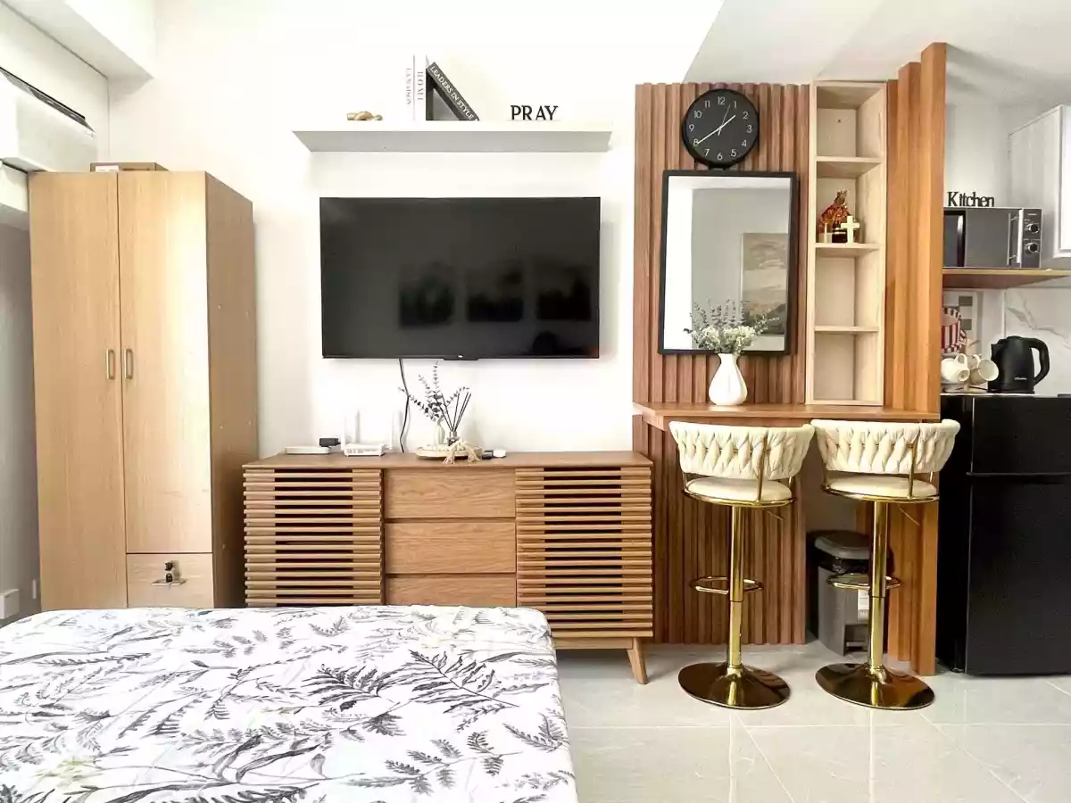 For Rent: Studio Condo with Balcony in Casa Mira Towers Mandaue, Alang-alang, Mandaue City — 24 sqm — Studio in Alang-alang, Mandaue City, Cebu — Photo 5