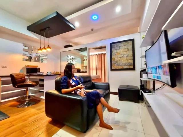 For Sale: 1BR Condo in Fort Bonifacio, Taguig City — 40.3 sqm — 1 Bedroom in Fort Bonifacio, Taguig City, Metro Manila — Photo 6