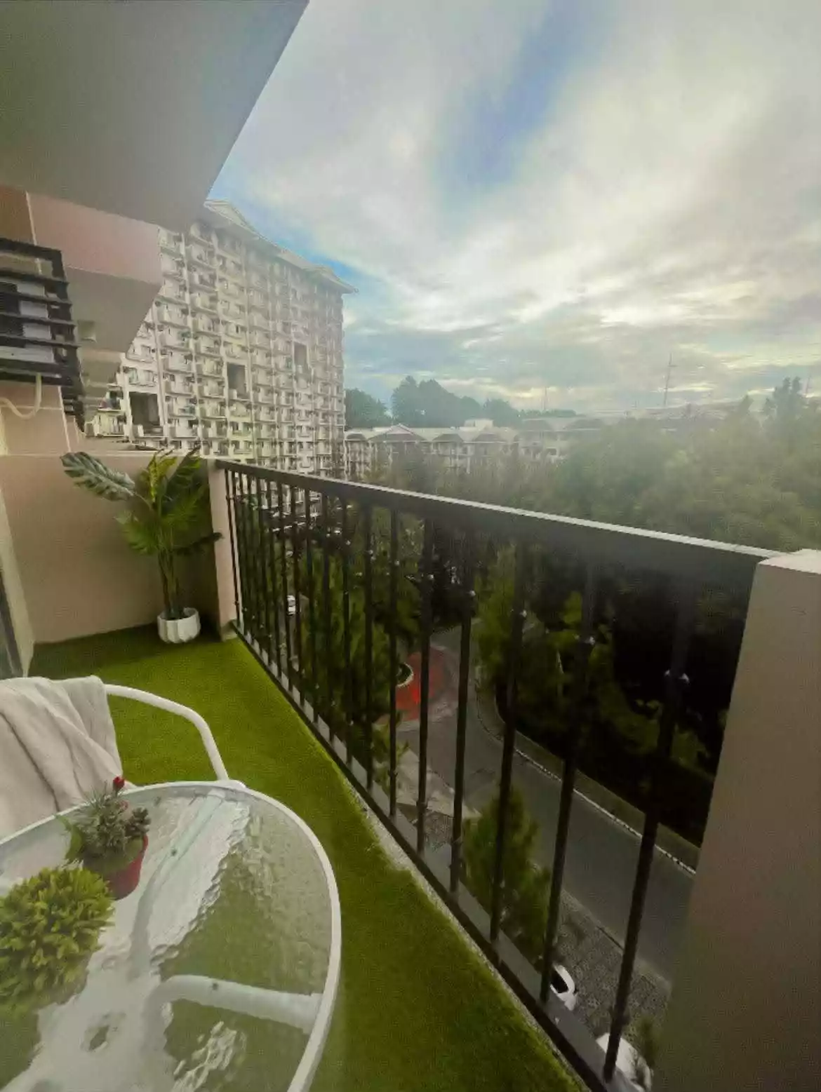 FOR SALE – Fully Furnished 2-Bedroom Unit with Balcony (Amenity View) Nottingham Building, Camella Northpoint, Davao City — 2 Bedrooms in Buhangin (Pob.), Davao City, Davao del Sur — Photo 5
