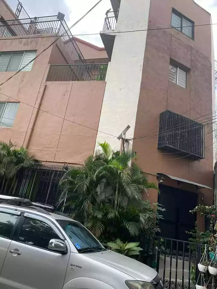 920 sqm Commercial Building for Sale in Valenzuela, Makati City — Building in Valenzuela, Makati City, Metro Manila — Photo 4