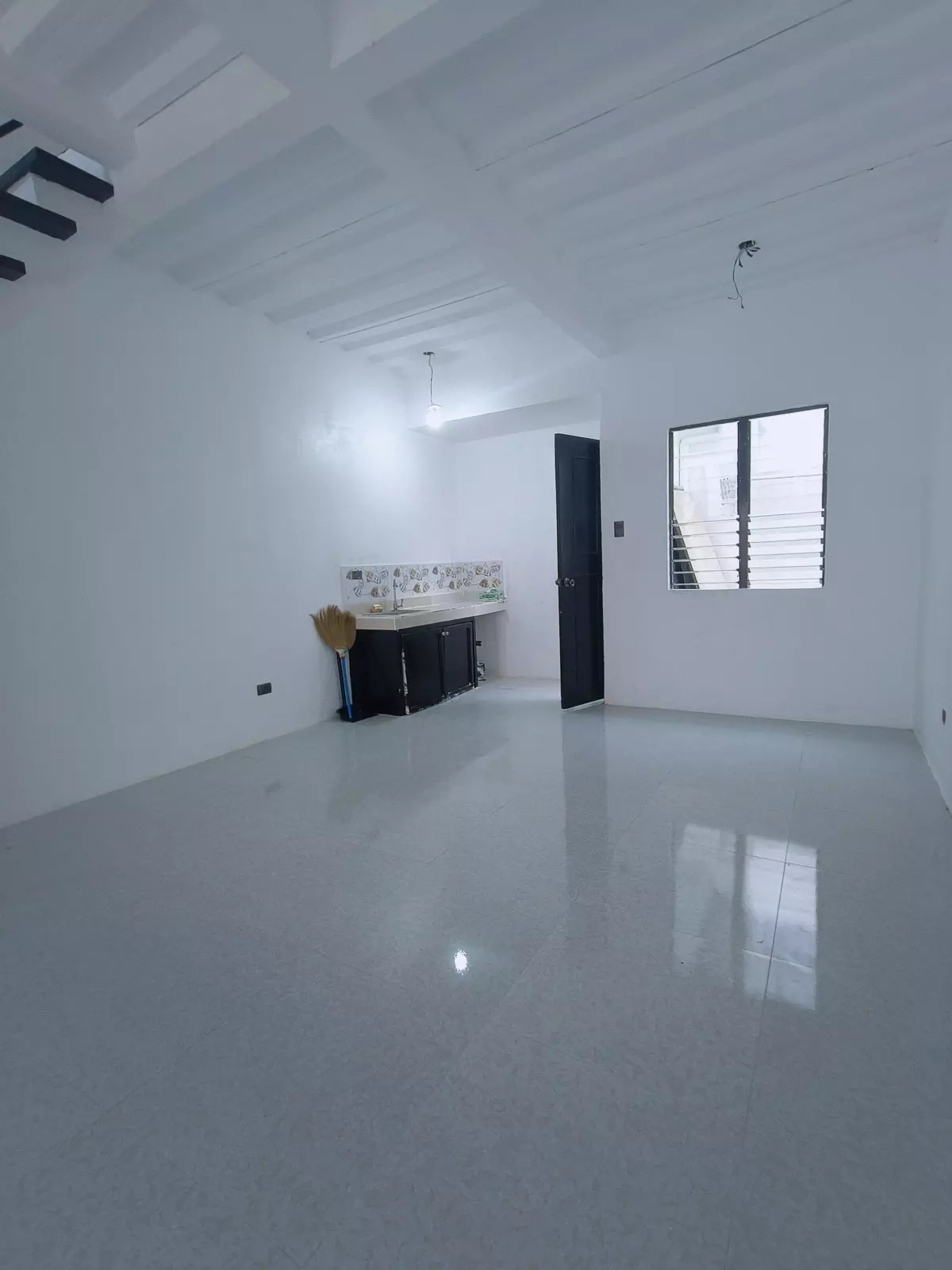 For Rent: Townhouse in Maslog, Danao City — 15,000 PHP — Townhouse in Danao City, Cebu, 6004 — Photo 2
