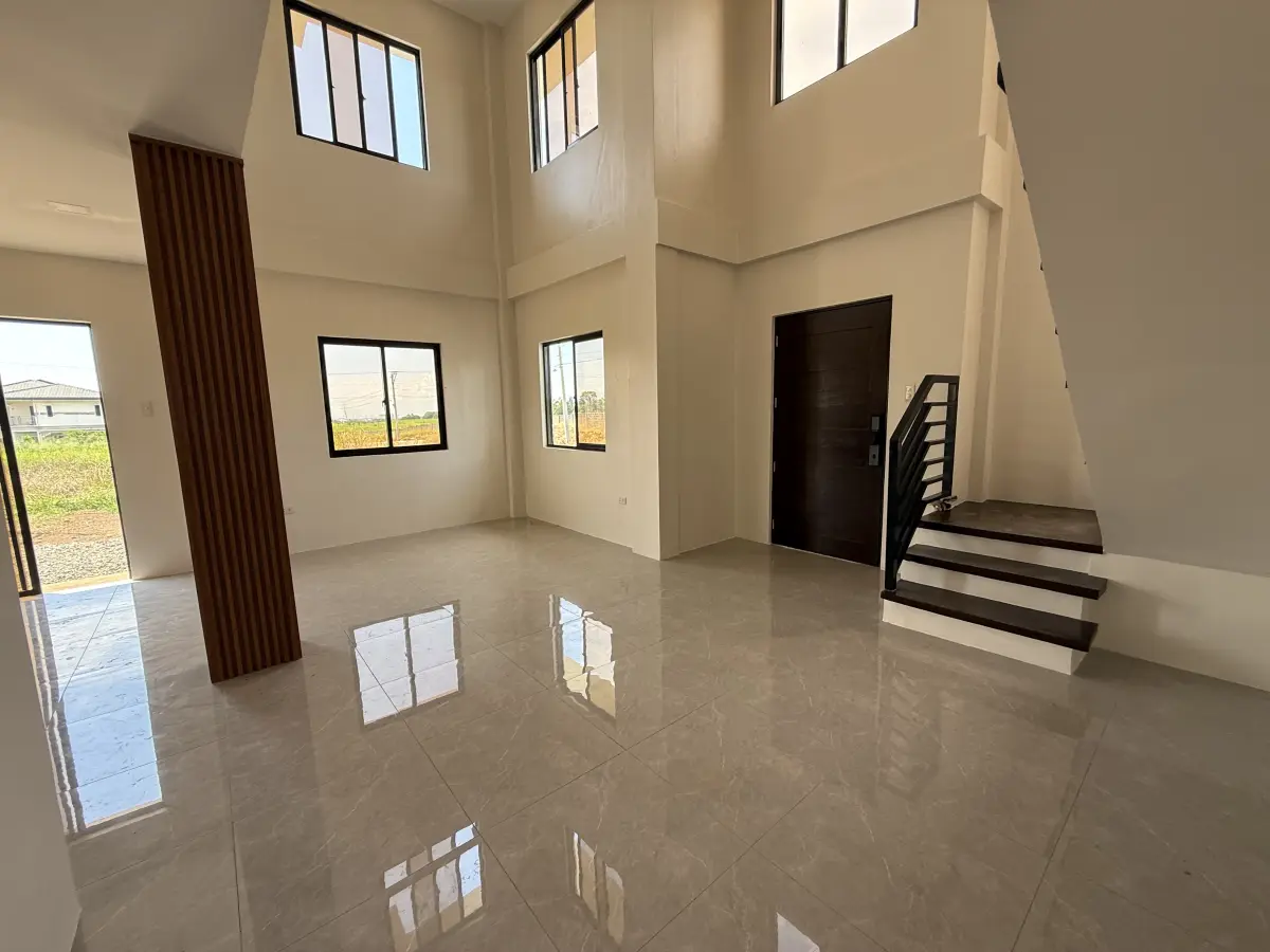 For Sale: 3BR House and Lot in Granada, Bacolod City — 140 sqm — House and Lot in Bacolod City, Negros Occidental, 6100 — Photo 4