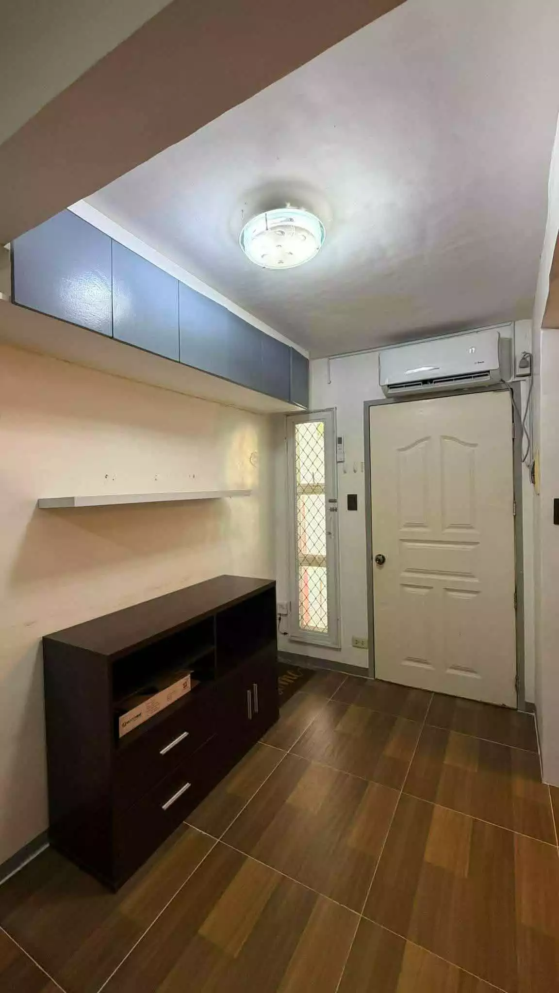 Open photo 14 of 22 — Rush Sale: 2BR Townhouse in San Isidro, General Santos City  66 sqm