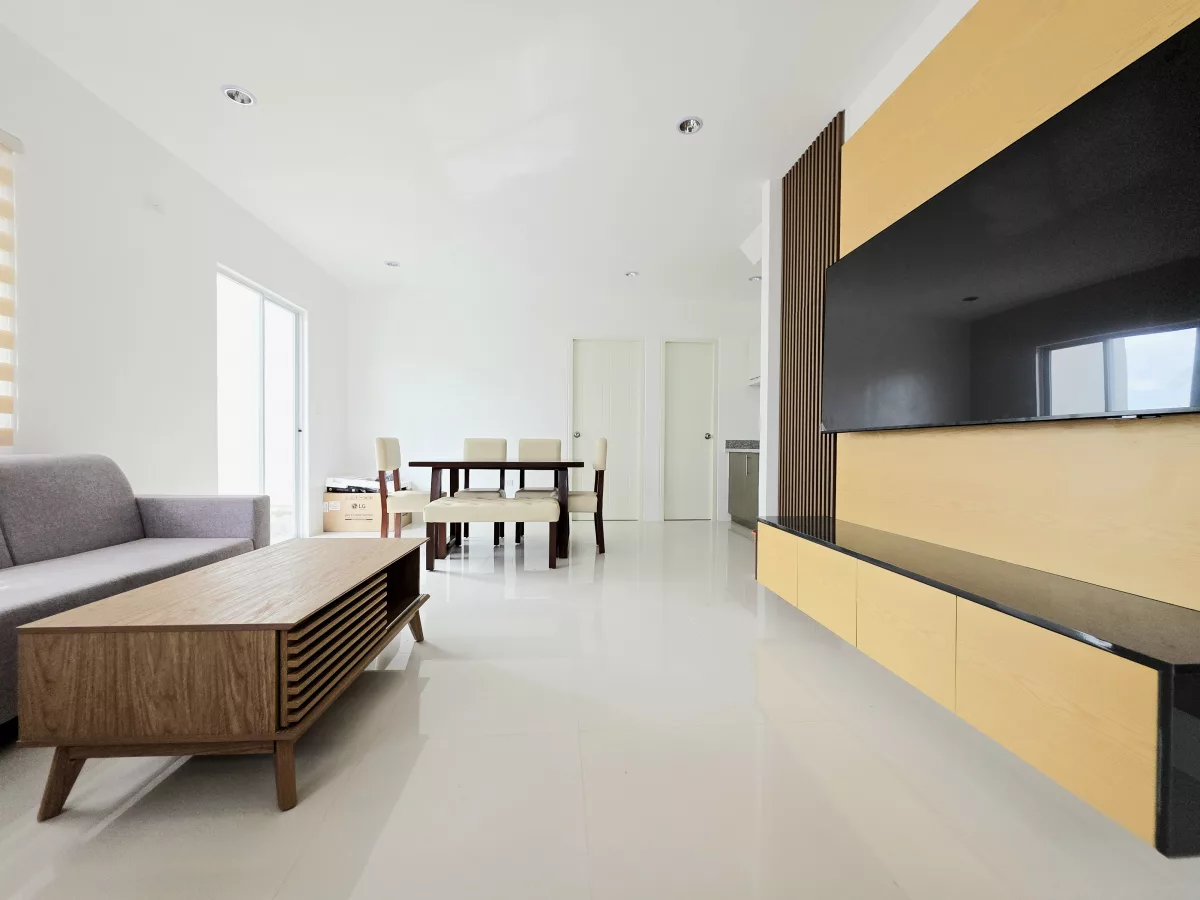 Open photo 27 of 30 — For sale Regular duplex in Minglanilla Highlands, Cebu