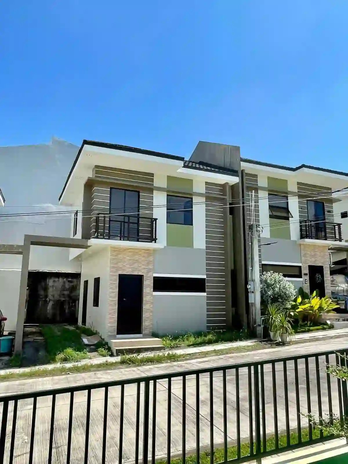 Open photo 15 of 16 — RUSH SALE: 4BR House and Lot in Tubod, Minglanilla — 114 sqm